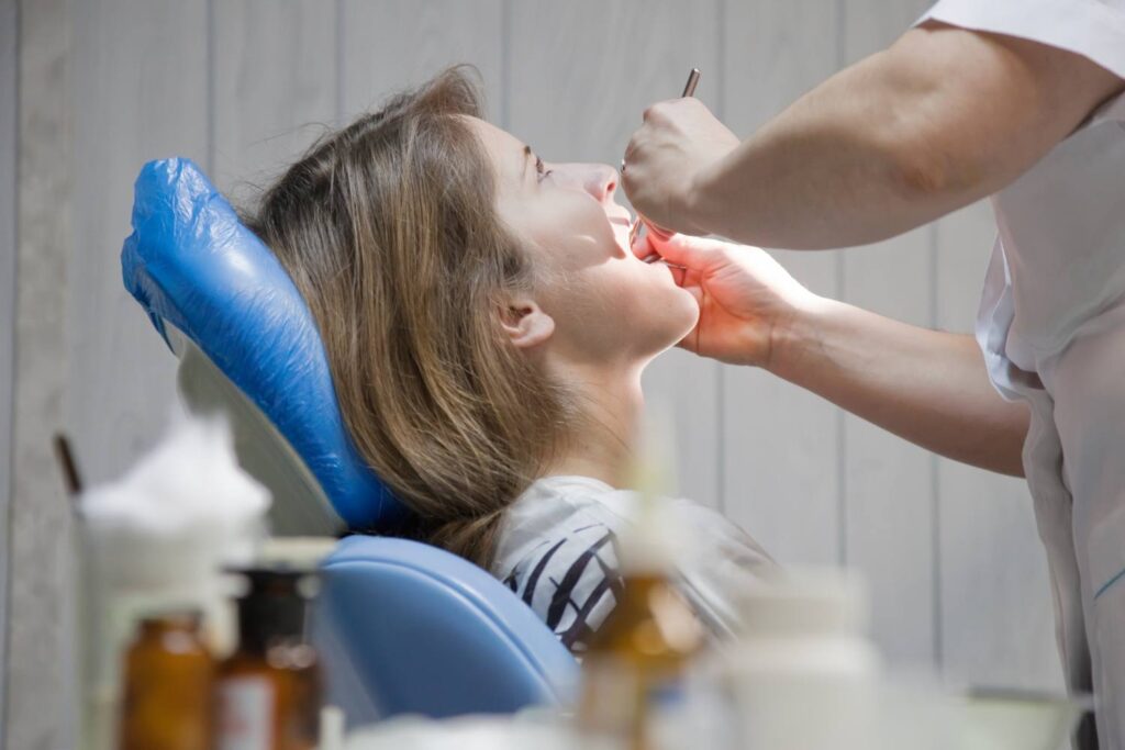 cuida tu microbiota oral con tres forques dental