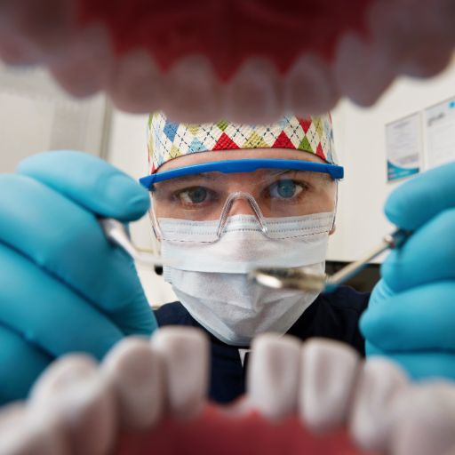 como-ha-evolucionado-la-odontologia-un-viaje-a-traves-del-tiempo